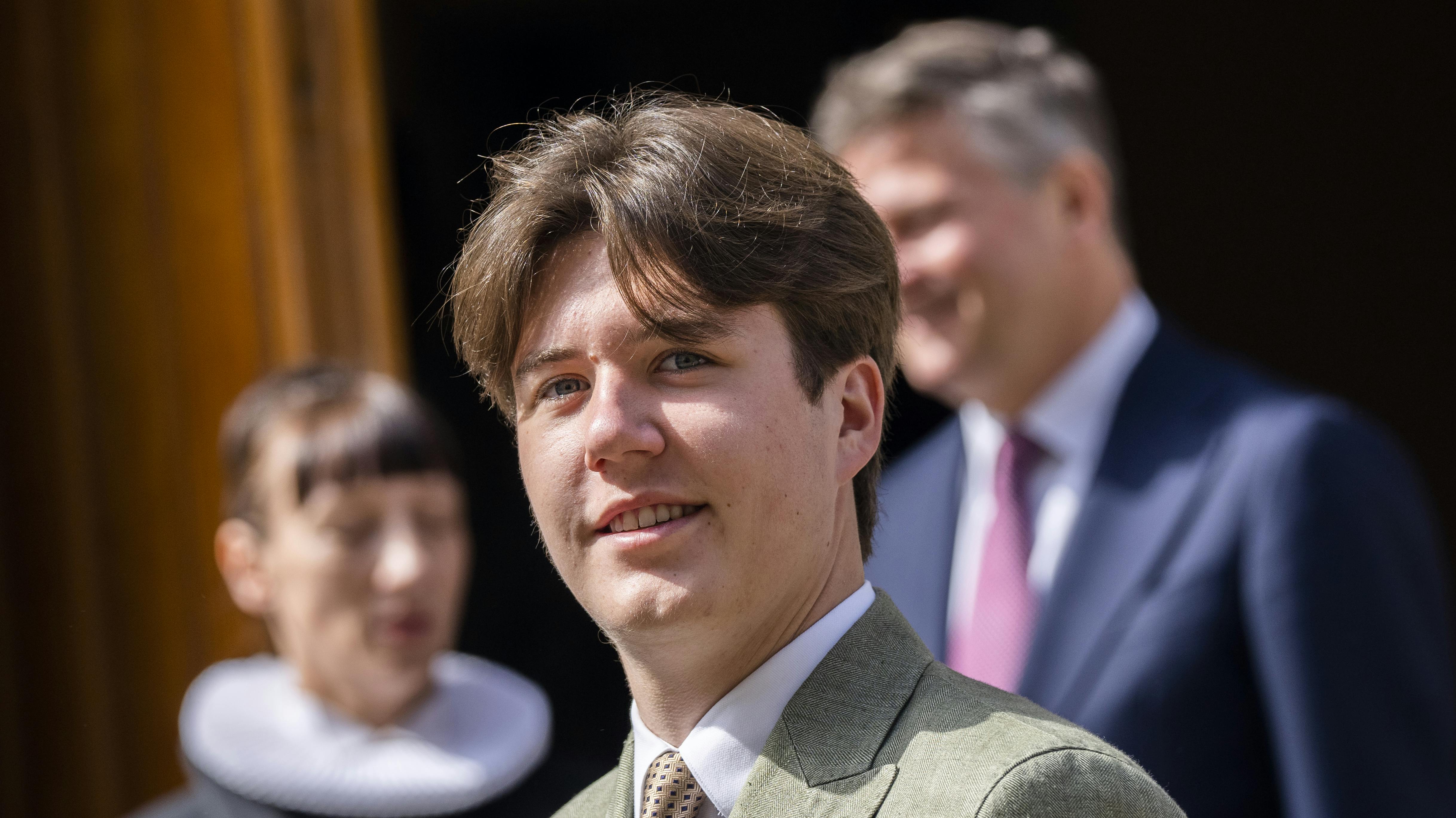 Prins Christian ankommer til greve Henriks konfirmation i Frederikskirken, Den Danske Kirke i Paris i Frankrig, torsdag den 18. maj 2023.. (Foto: Ida Marie Odgaard/Ritzau Scanpix)