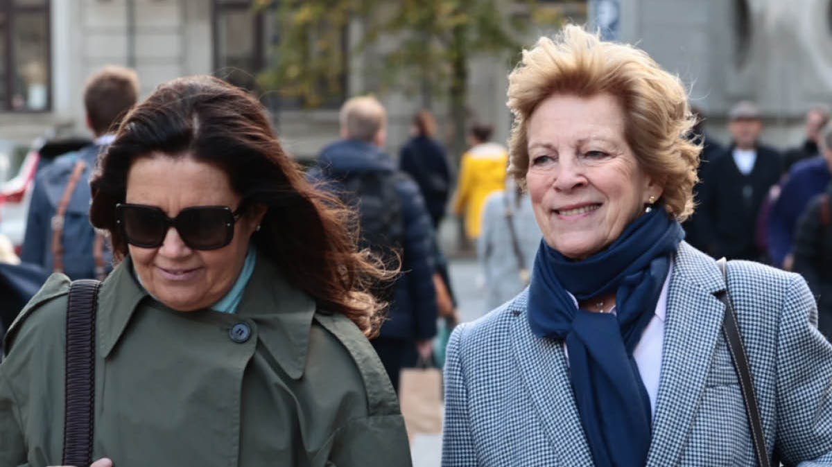 Prinsesse Alexia og dronning Anne-Marie.