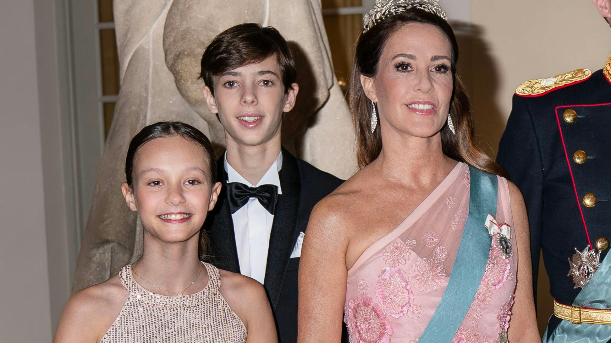 Komtesse Athena, grev Henrik og prinsesse Marie.
