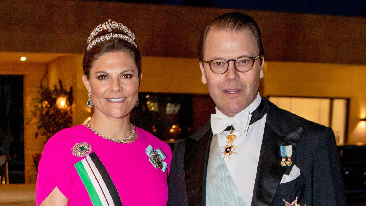 Prins Daniel med sin hustru kronprinsesse Victoria