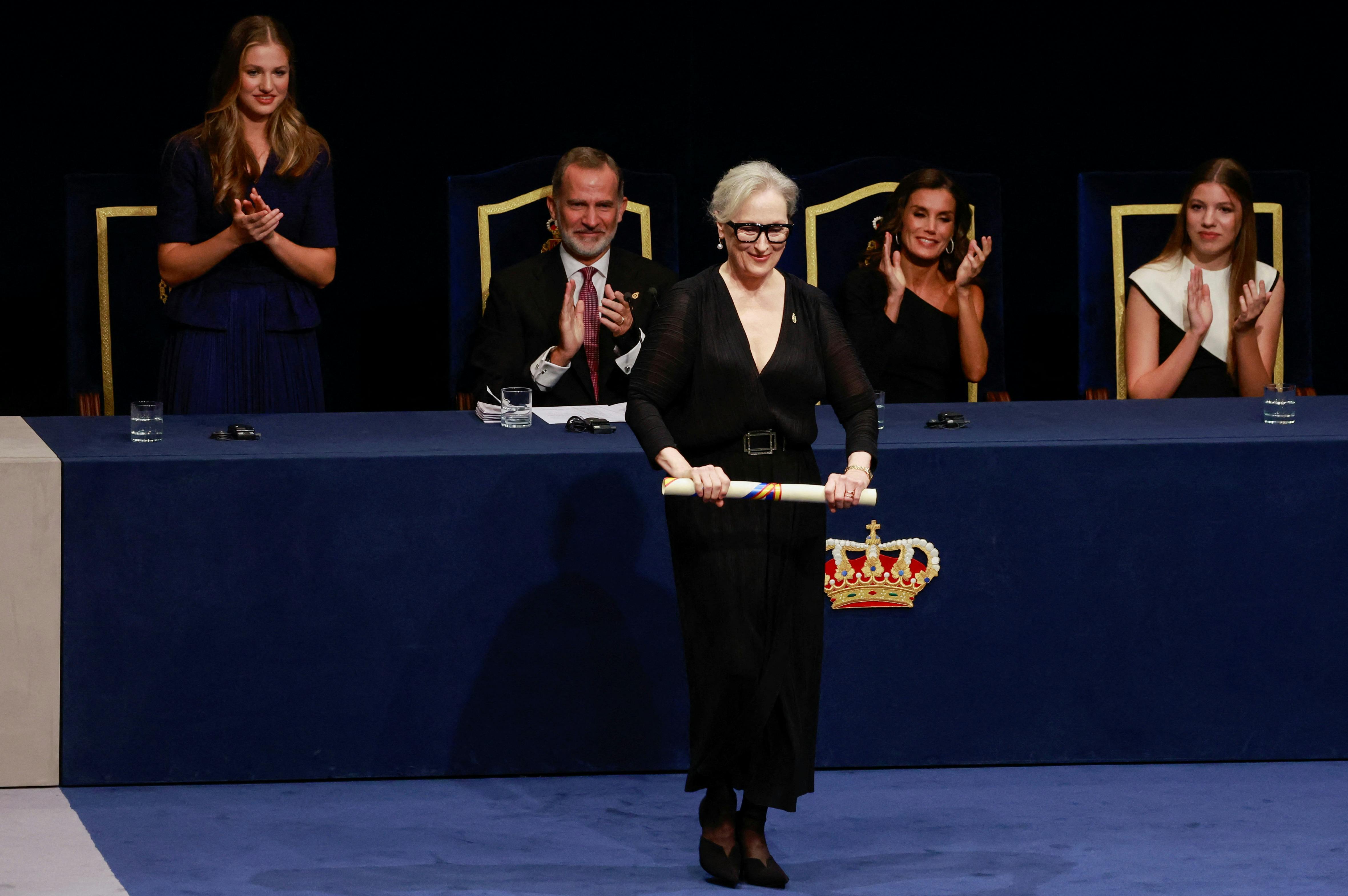 Meryl Streep modtog prisen med applaus fra den kongelige familie.