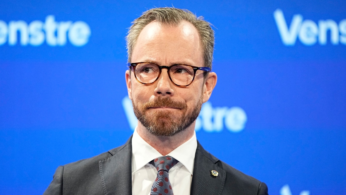 Grådkvalt Jakob Ellemann-Jensen Siger Farvel Til Venstre: Derfor Gik ...