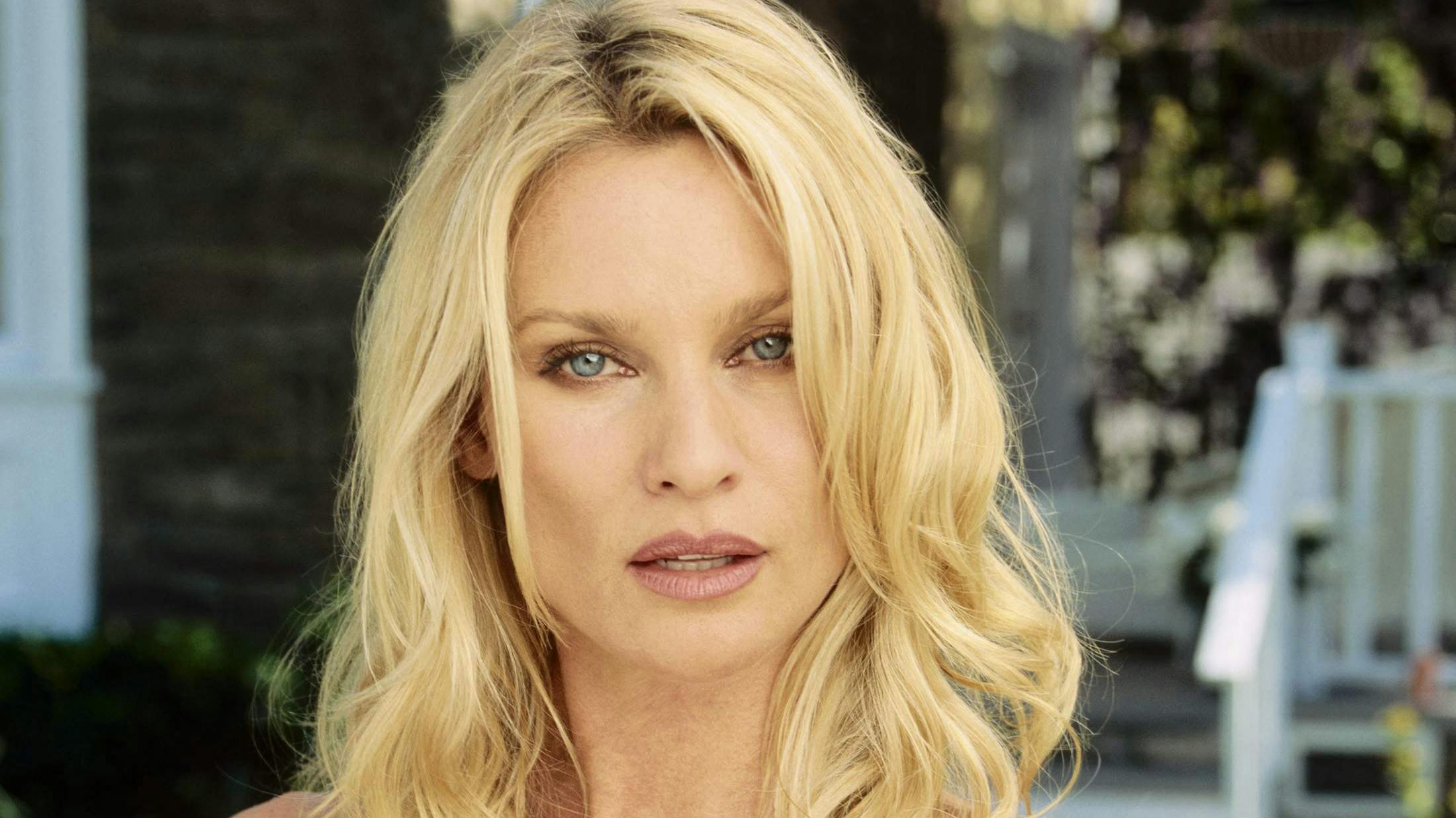 Nicollette Sheridan som Edie Britt i "Desperate Housewives". 