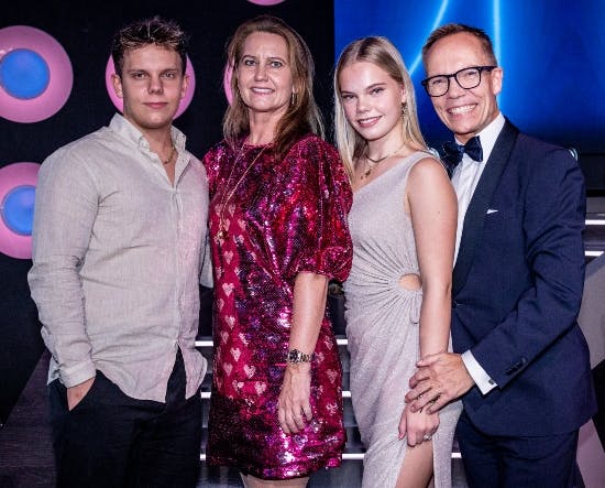 Jens Werner med sønnen Nikolai, hustruen Annette og datteren Isabella.