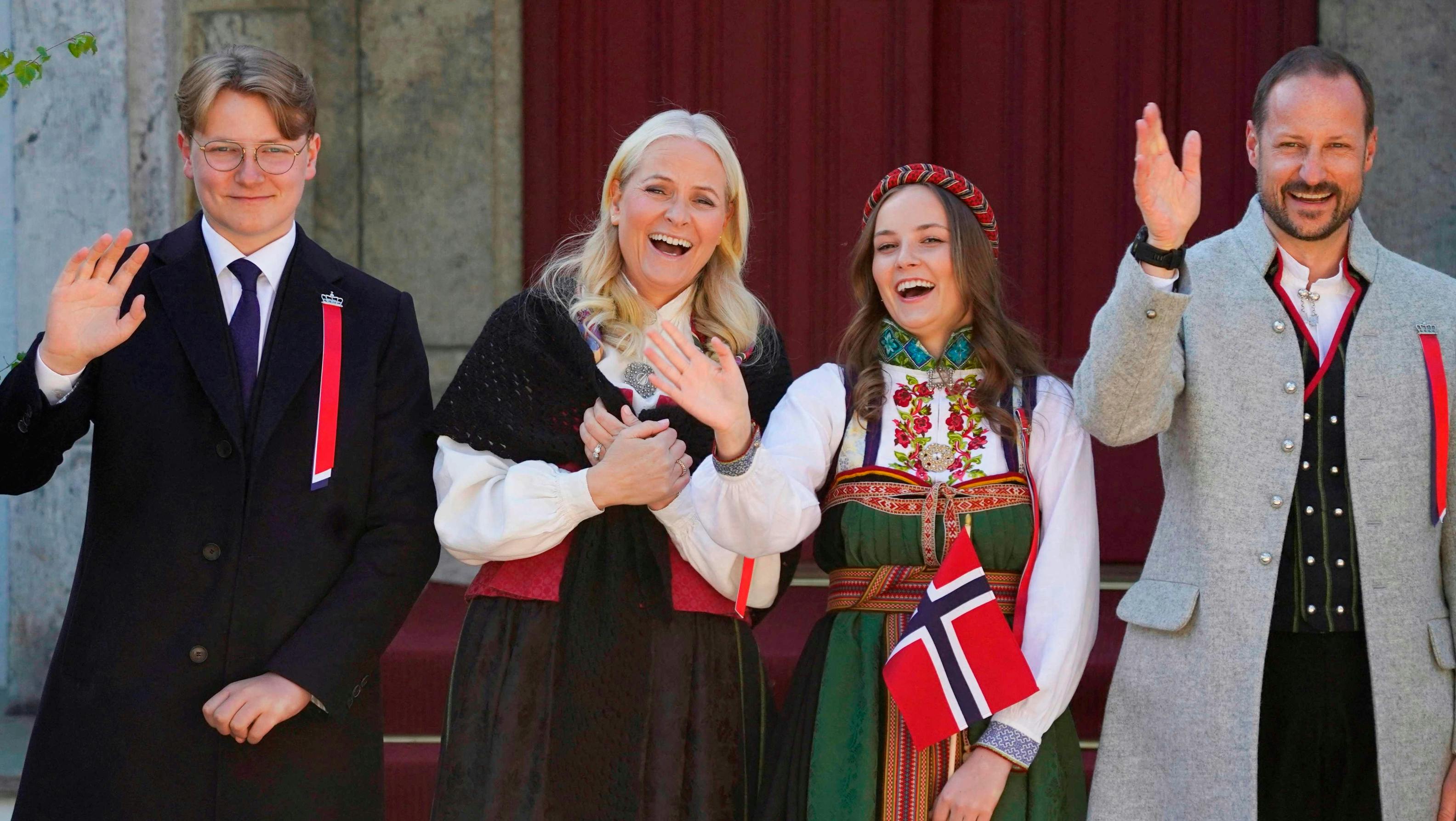 Den norske kronprinsfamilie. 