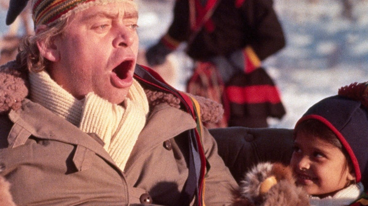 Dirch Passer og Winnie Hogan Mortensen i "Dyrlægens plejebørn". 