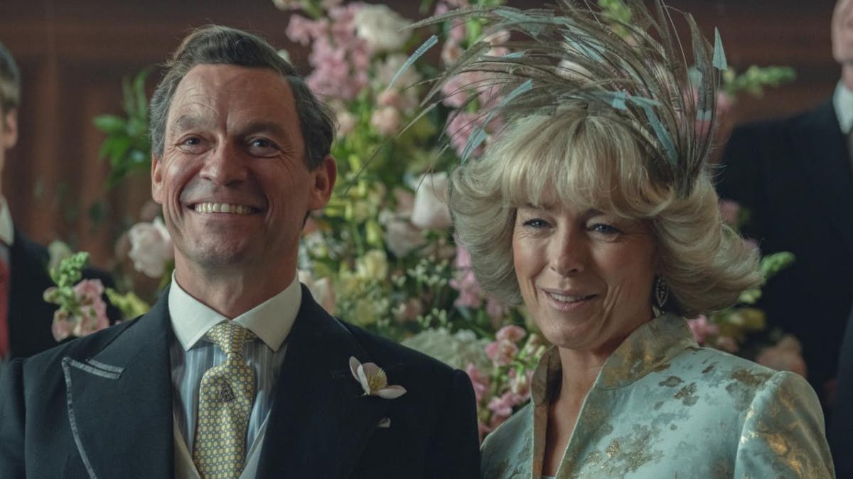 Prins Charles og Camilla Parker-Bowles bliver gift i "The Crown".