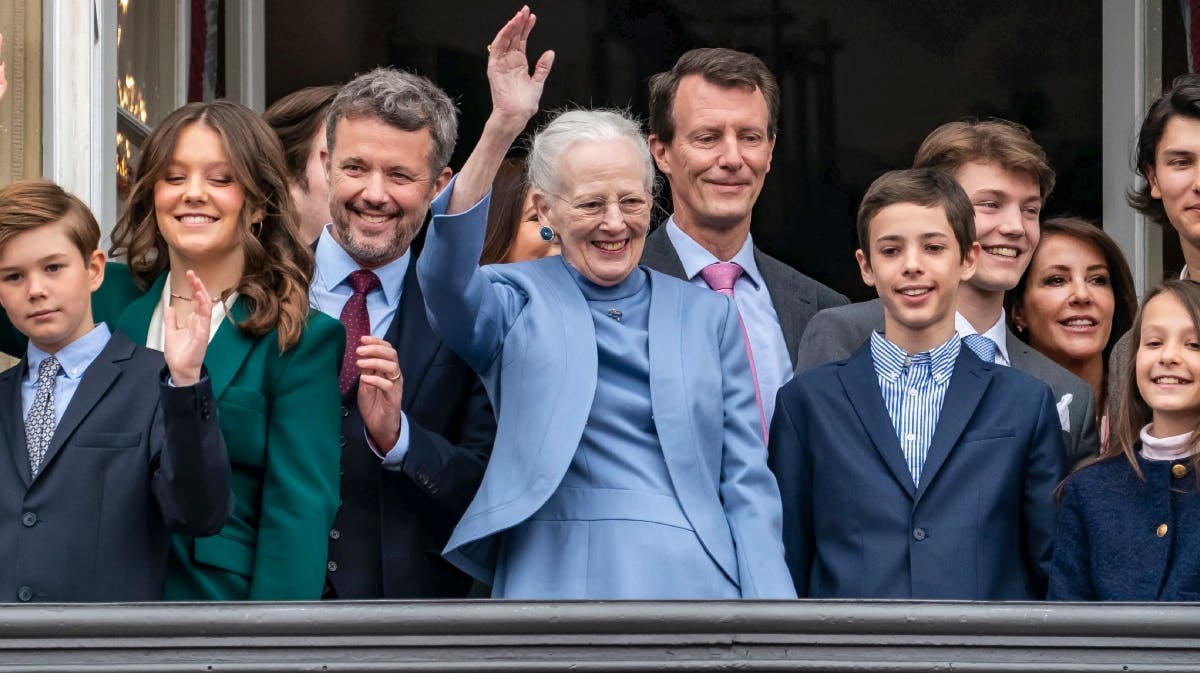 Dronning Margrethe med sin familie. 