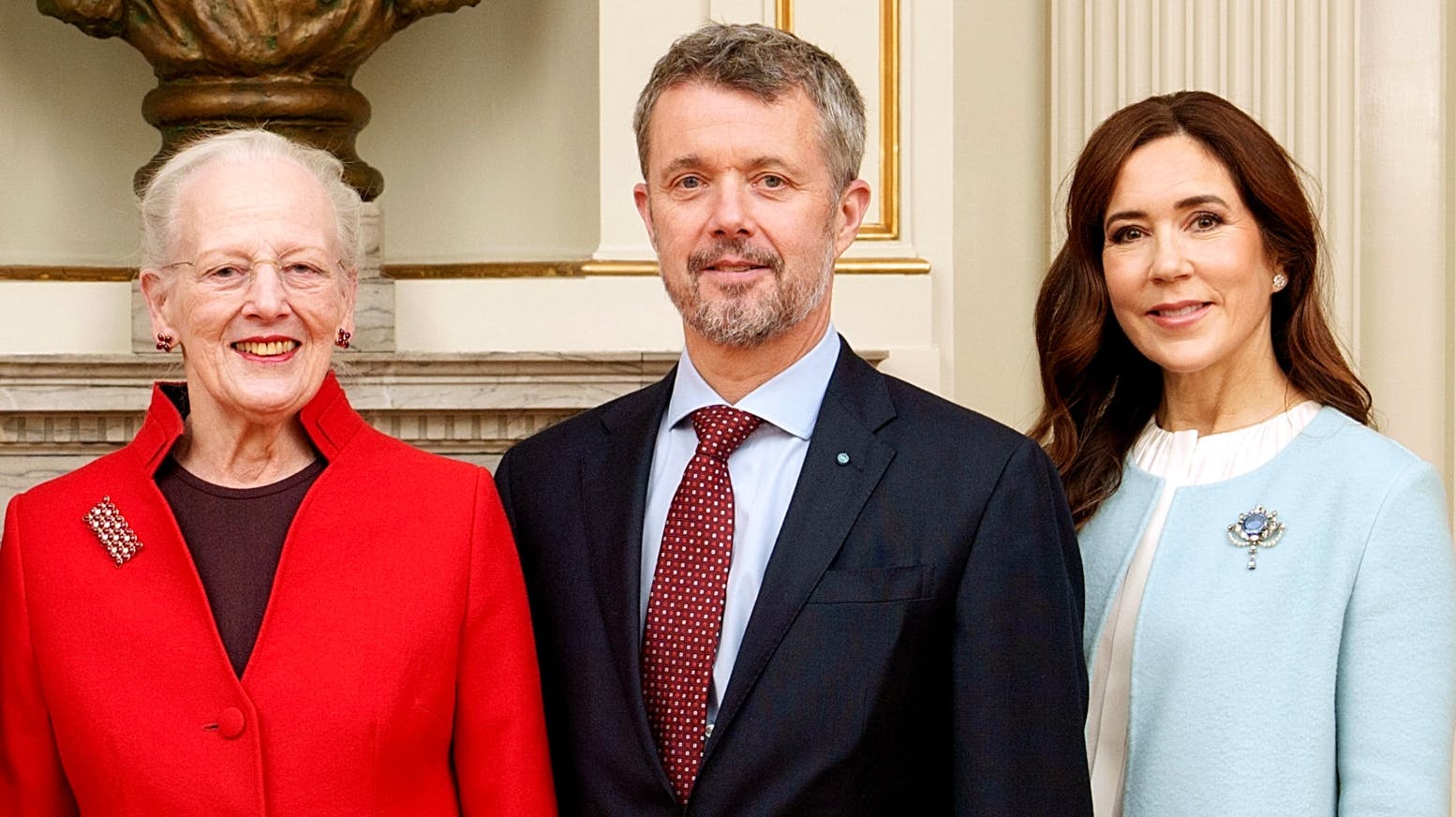 Dronning Margrethe og kronprinsparret fotograferet d. 14. november 2023 i forbindelse med prins Christians første statsråd. 