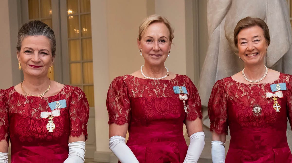 Tre af dronning Margrethes fire hofdamer.