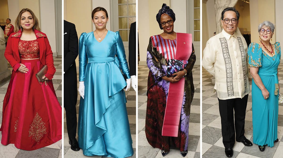 Mange gæster til nytårskuren var særdeles farverigt klædt på. 