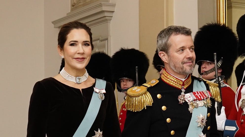 Kronprinsesse Mary og kronprins Frederik til nytårskur 2024