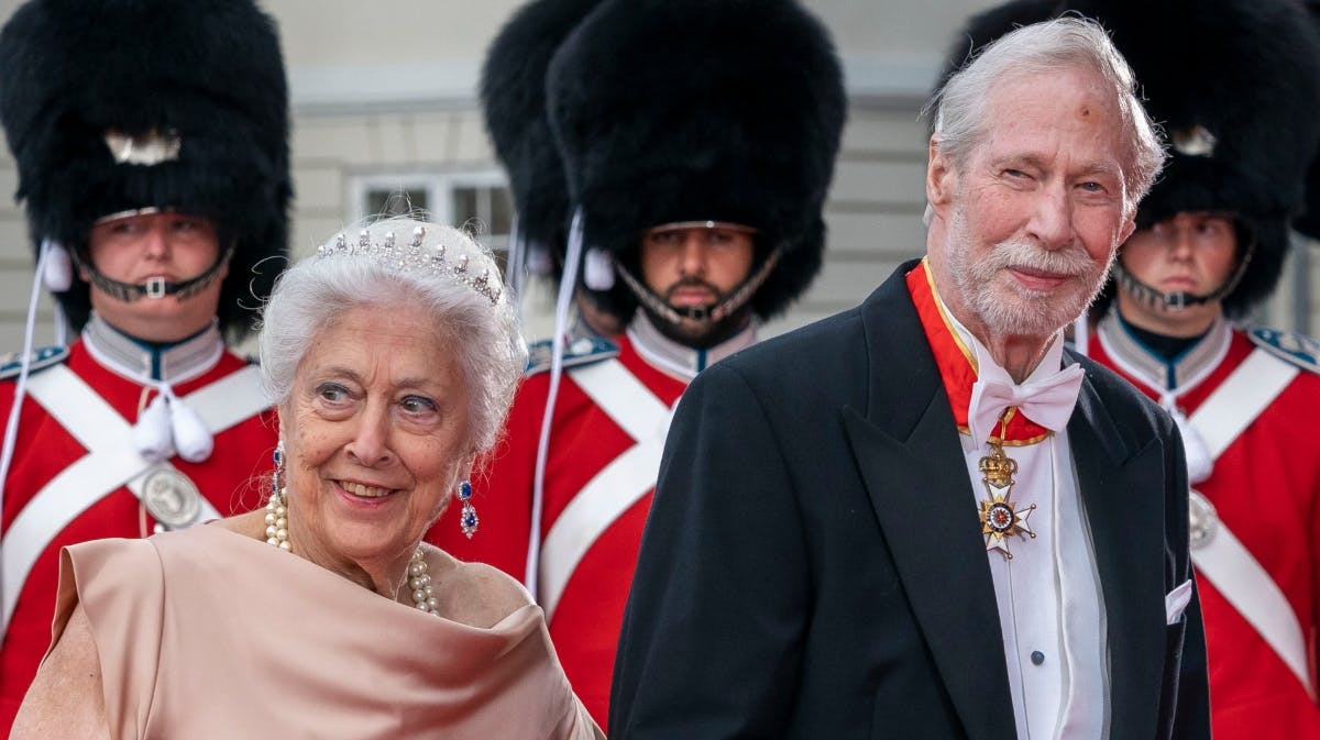 Prinsesse Ilona zu Schaumburg-Lippe med sin mand, prins Wilhelm zu Schaumburg-Lippe ved dronning Margrethes 50-års regeringsjubilæumsfejring i Det Kongelige Teater i september 2022.&nbsp;