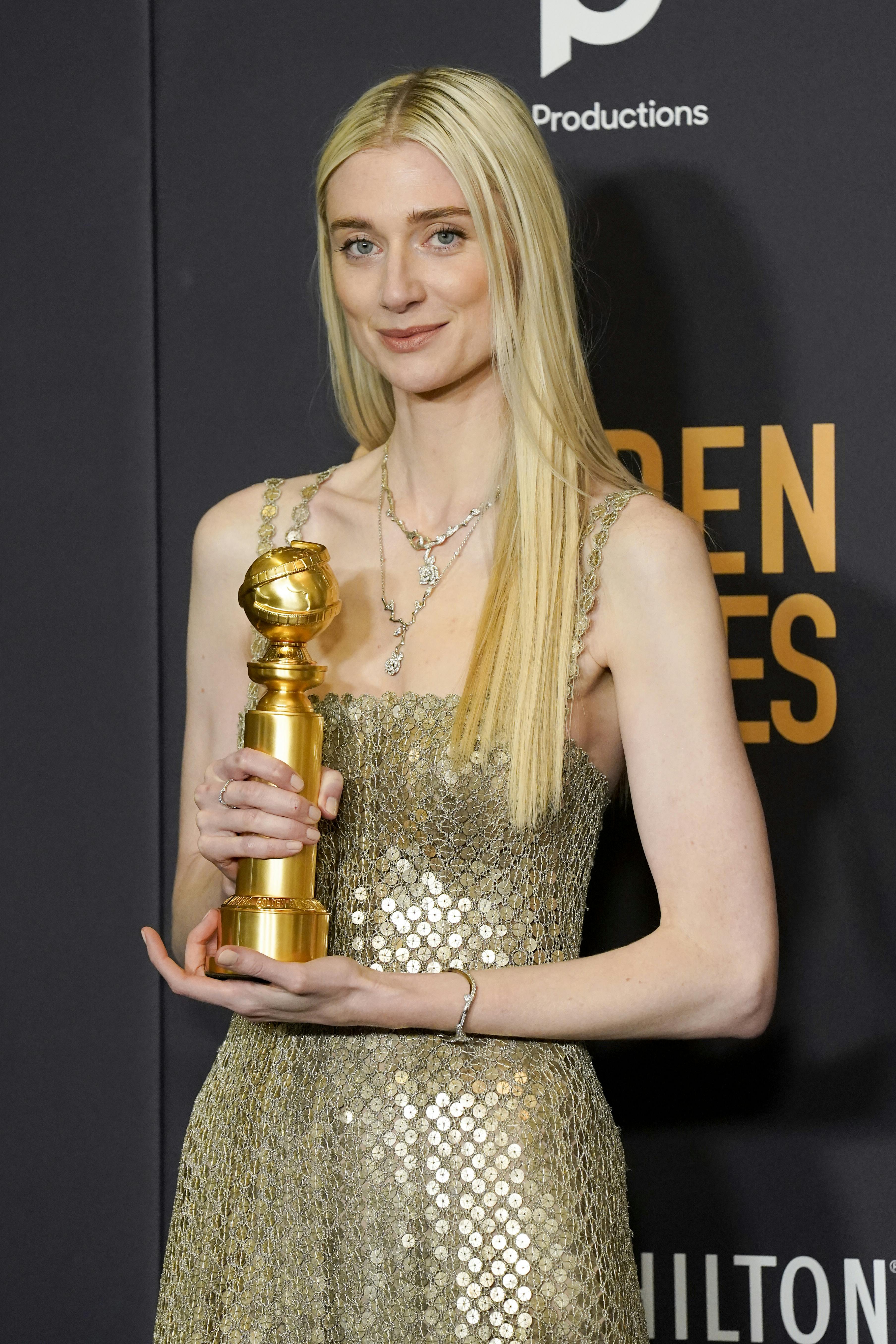 Elizabeth Debicki med sin Golden Globe.
