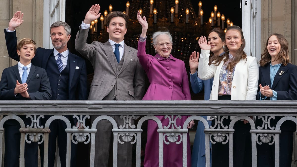 Dronning Margrethe og kronprinsfamilien. 