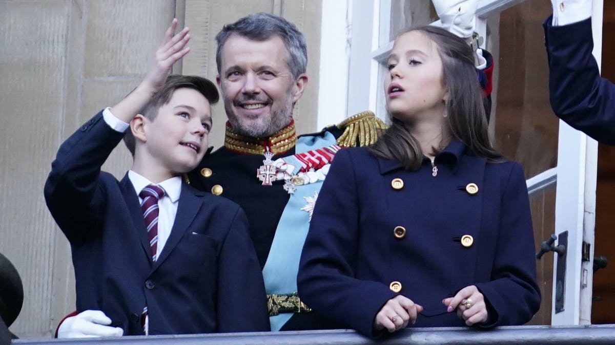 Prins Vincent, kong Frederik og prinsesse Josephine.