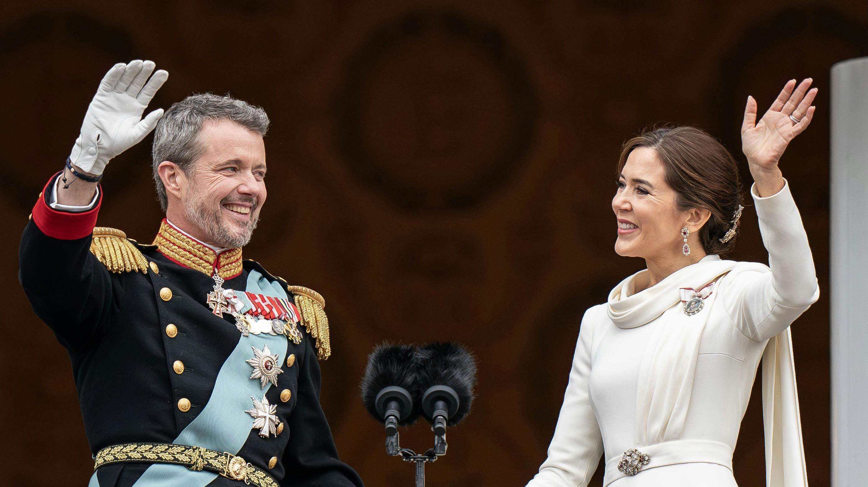 H.M. Kong Frederik 10. sammen med H.M. Dronning Mary