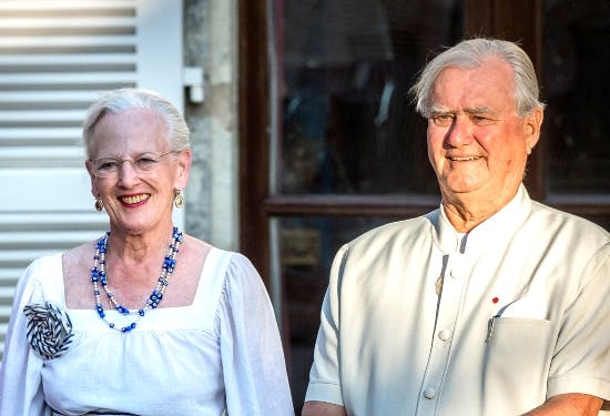 Dronning Margrethe og prins Henrik på Château Cayx.