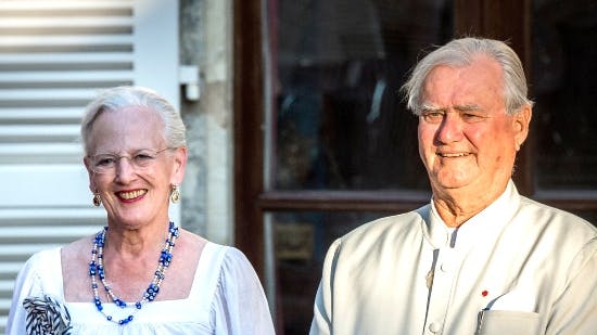 Dronning Margrethe og prins Henrik på Château Cayx.