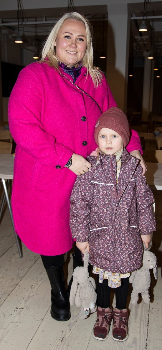 Cecilie Schmeichel og Joakim Pilkær datteren Sofie.