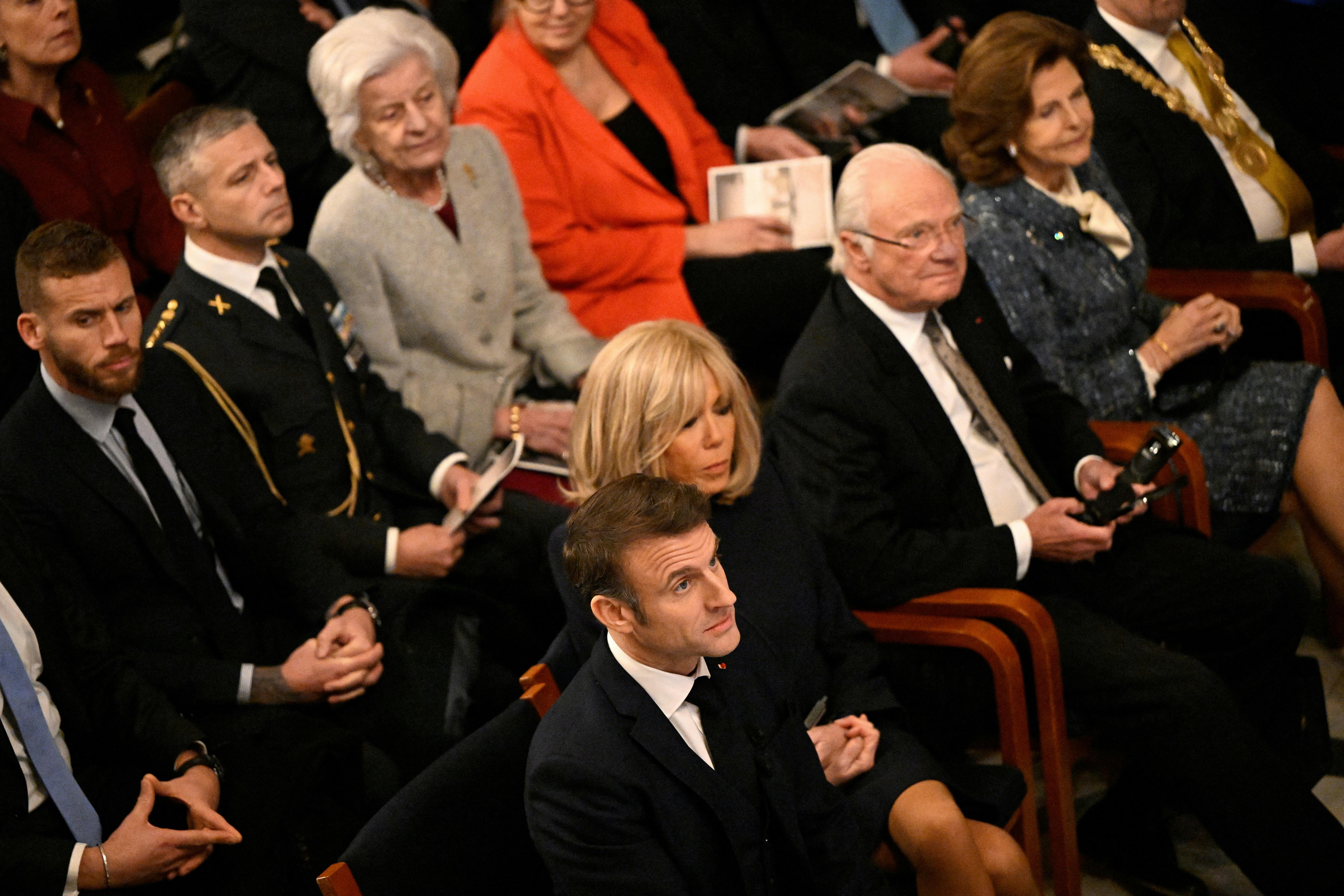 Emmanuel Macron med Brigitte Macron og kong Carl Gustaf med dronning Silvia