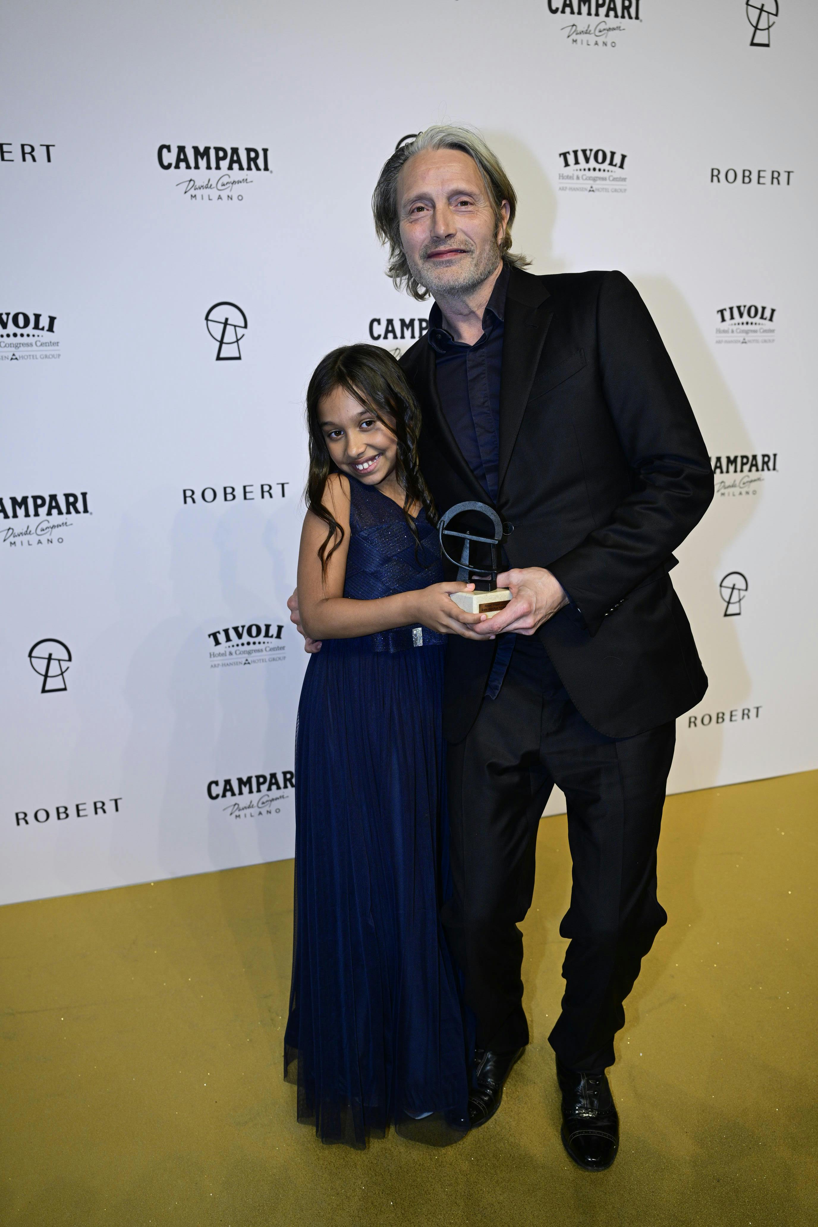 Mads Mikkelsen og Melina.