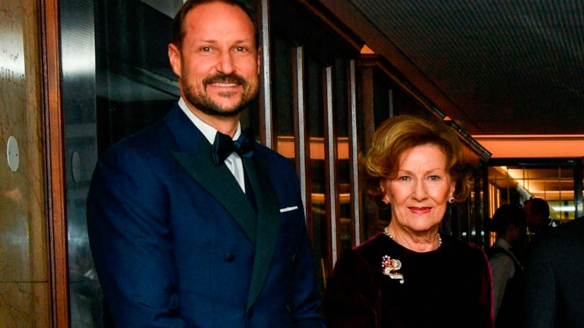 Dronning Sonja og kronprins Haakon.