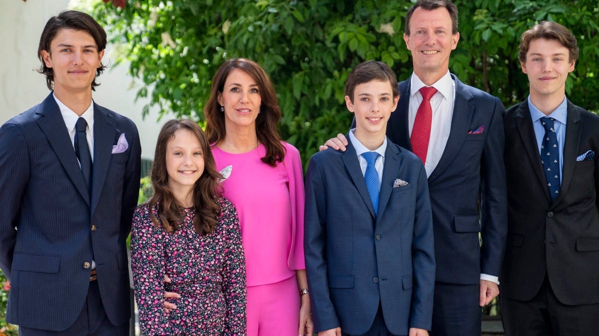 Grev Nikolaj, komtesse Athena, prinsesse Marie, grev Henrik, prins Joachim og grev Felix. 