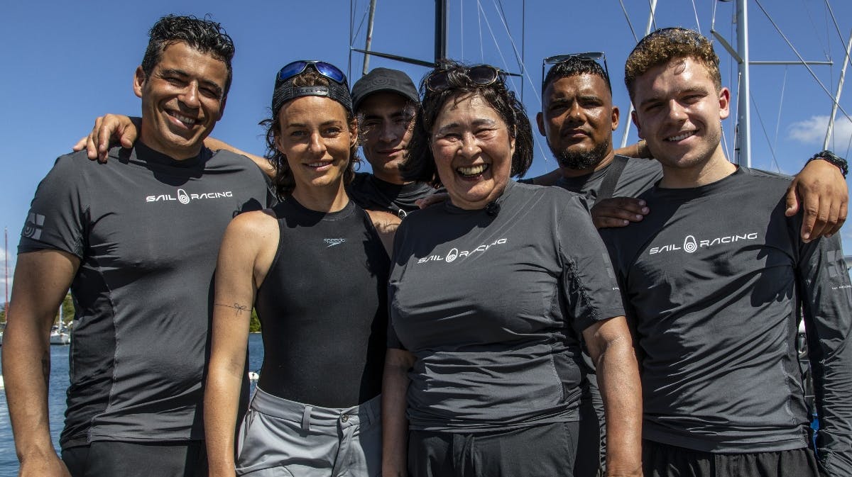 Fra venstre: Nikolas Strangas, Sarah Grünewald, Jonathan Harboe, Rosa Kildahl, Branco og Rasmus Brohave. 