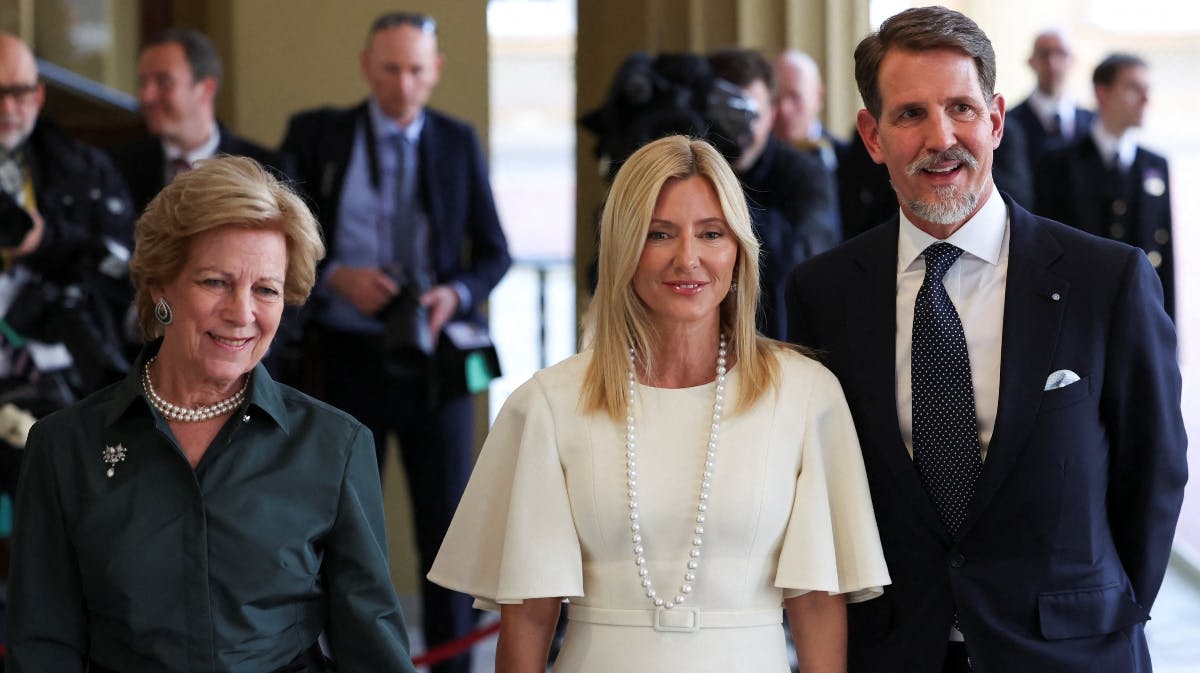 Dronning Anne-Marie sammen med kronprinsesse Marie-Chantal og kronprins Pavlos. 
