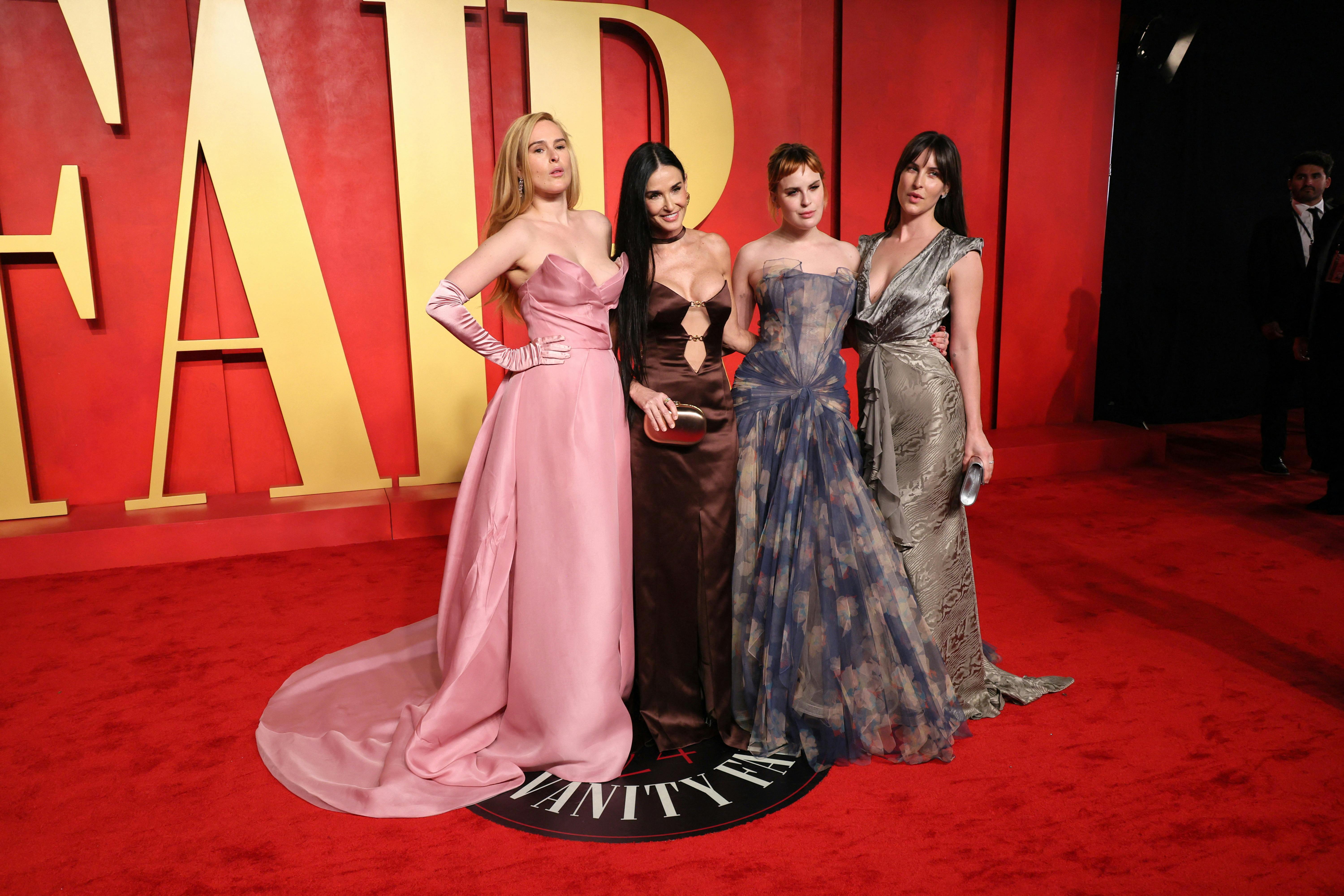 Rumer Willis, Demi Moore, Tallulah Willis og Scout LaRue Willis.