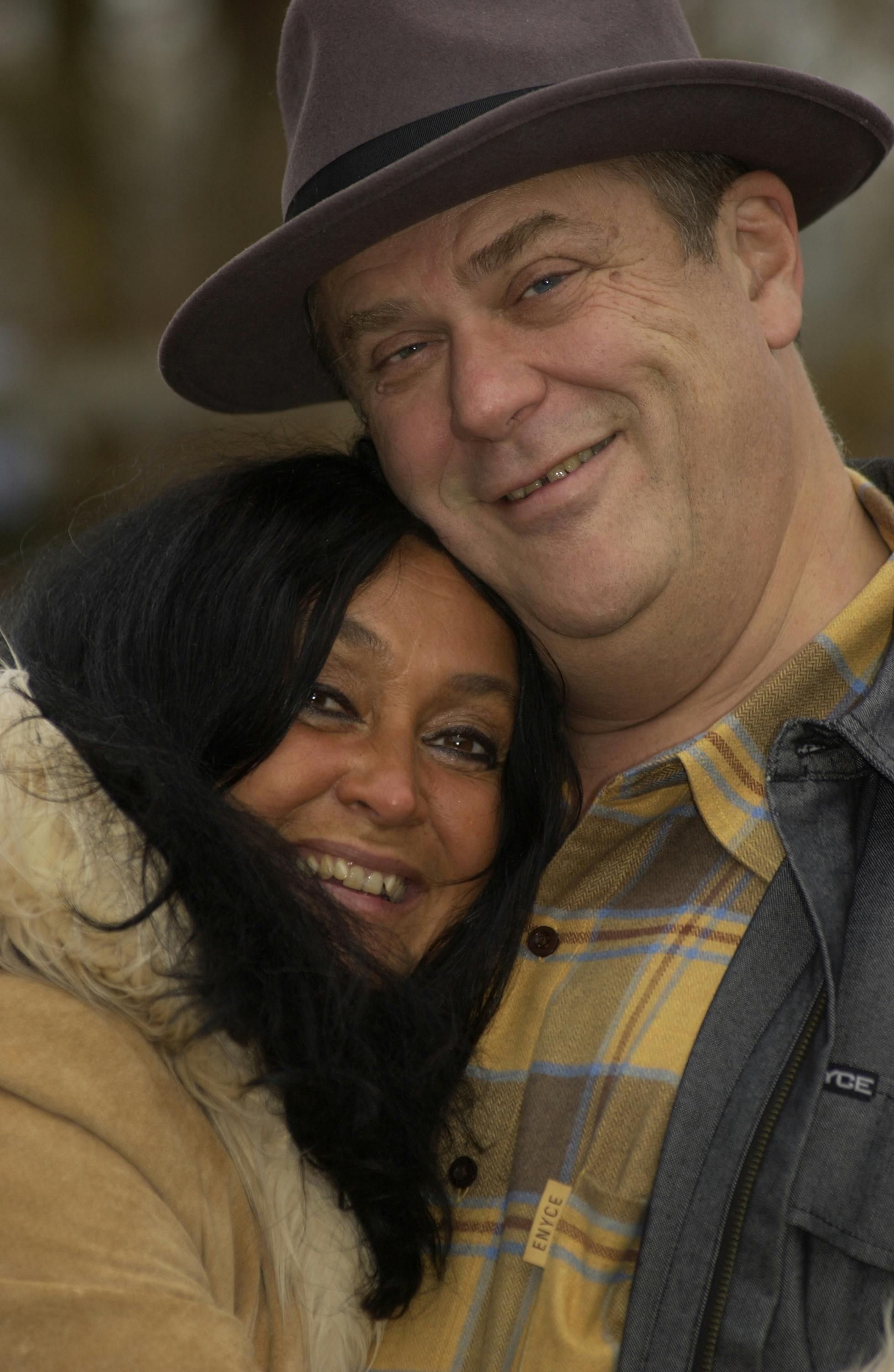 Annisette Koppel og Thomas Koppel14.12.2001Foto © Martin Høien, Billed-Bladet, DK