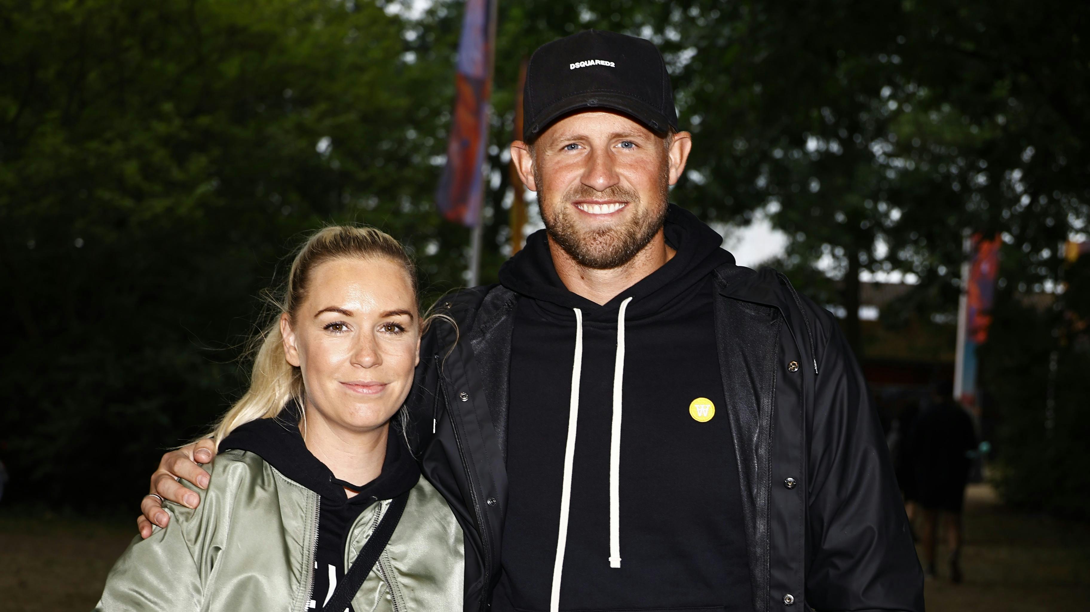 Kasper Schmeichel med sin hustru Stine