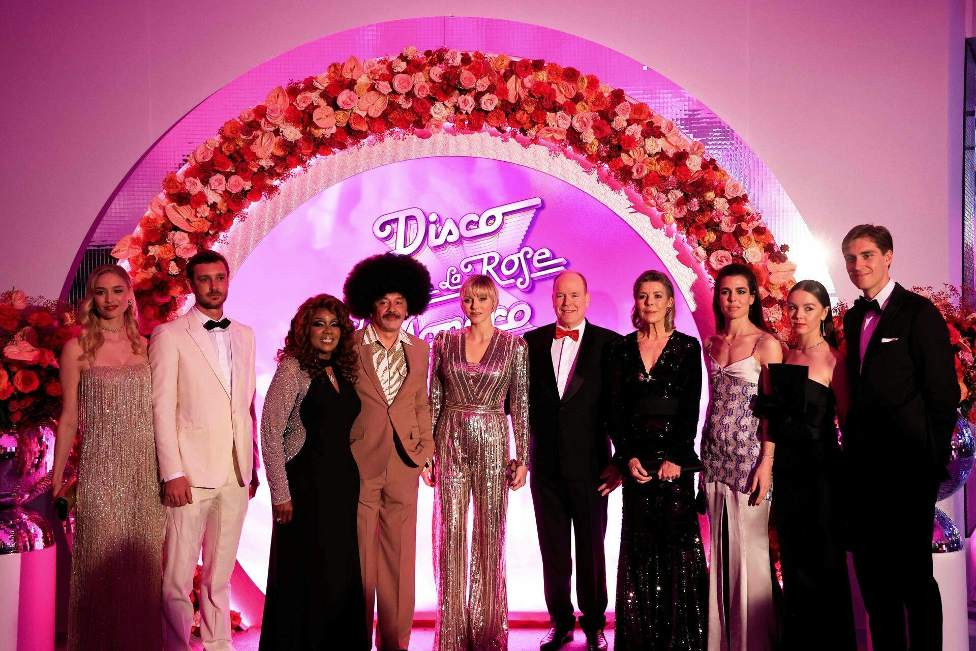 Beatrice Boromeo, Pierre Casiraghi, sanger Gloria Gaynor, Christian Louboutin, fyrstinde Charlene, fyrst Albert II of Monaco,Prinsesse Caroline, Charlotte Casiraghi, prinsesse Alexandra og Ben Strautmann