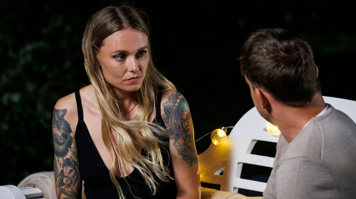 Freja og Anders i "Kærlighed hvor kragerne vender"