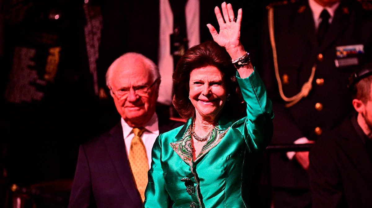 Kong Carl Gustaf og dronning Silvia til ABBA-fest.