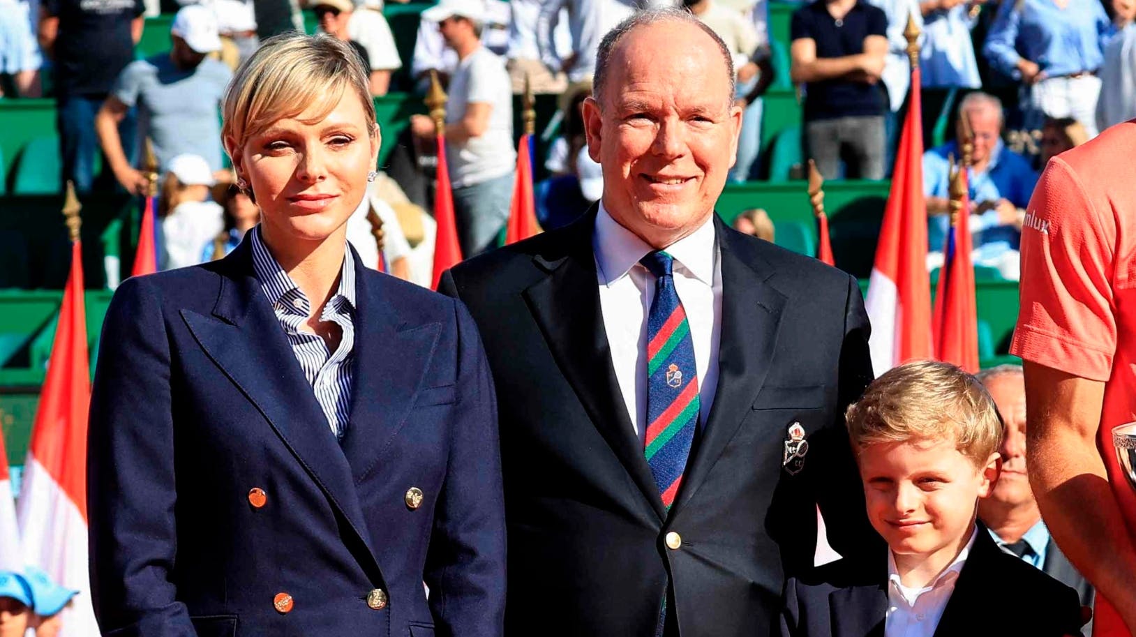 Fyrstinde Charlene, fyrst Albert og prins Jacques. 