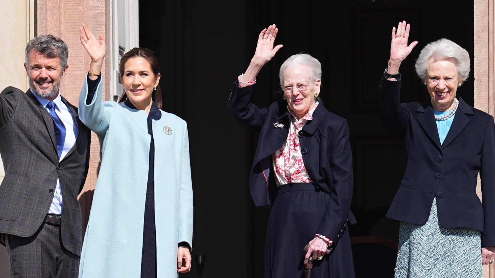 Kong Frederik, dronning Mary, dronning Margrethe og prinsesse Benedikte.&nbsp;