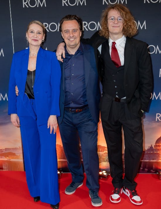 Trine Dyrholm og Niclas Bendixen med deres søn Axel.