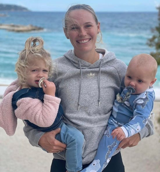 Caroline Wozniacki med børnene Olivia og James.