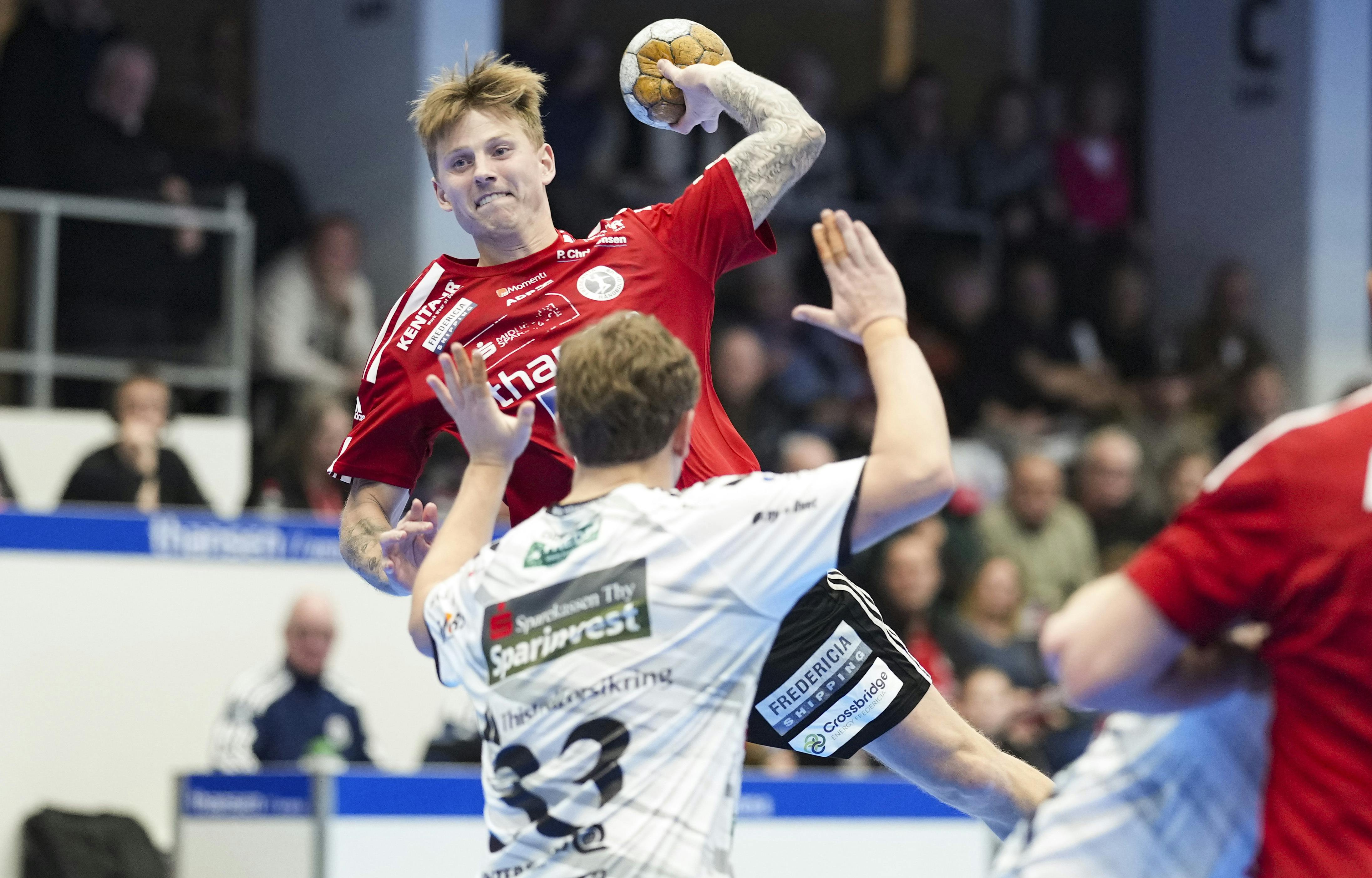 Anders Kragh Martinusen (Fredericia 93) under herrehåndboldkampen mellem Fredericia HK og Mors-Thy Håndbold tirsdag den 12. december 2023.. (Foto: Claus Fisker/Ritzau Scanpix)
