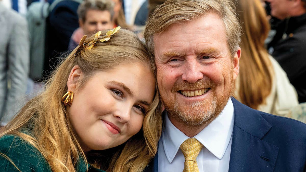 Prinsesse Amalia med sin far, kong Willem-Alexander. 