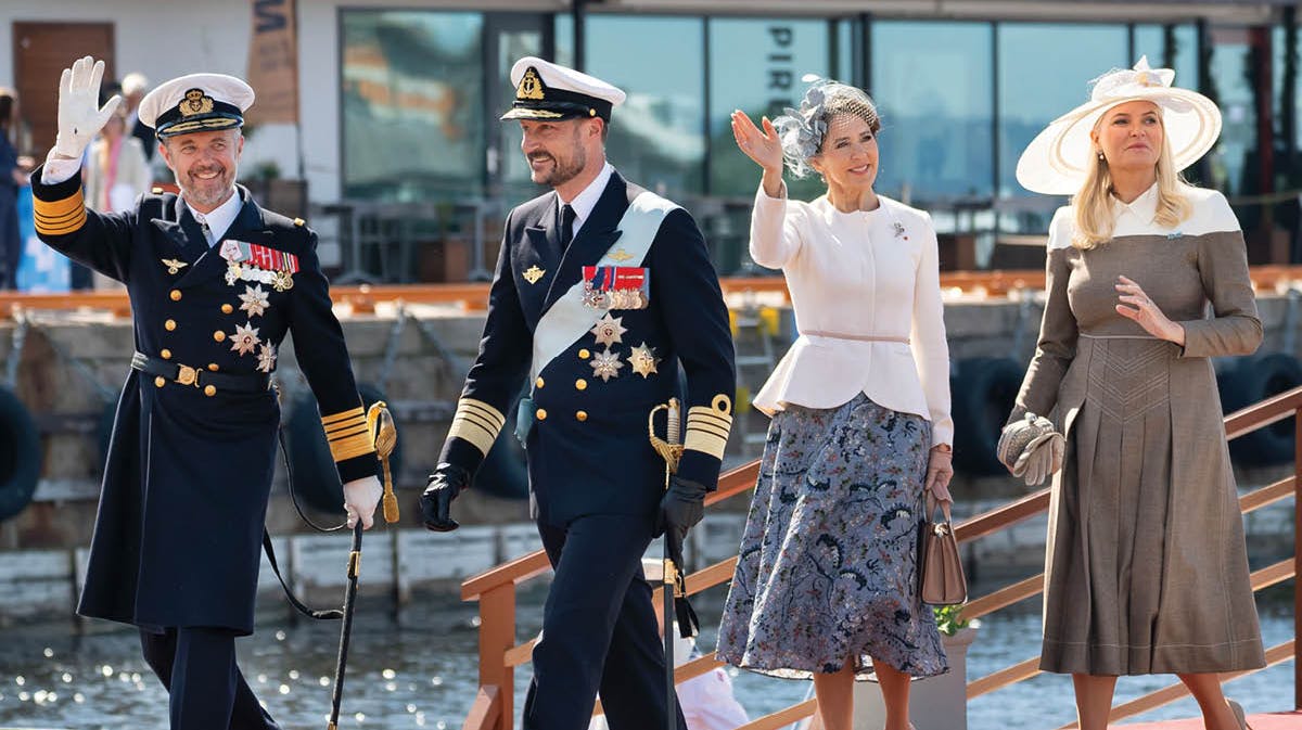 Kong Frederik, kronprins Haakon, dronning Mary og kronprinsesse Mette-Marit. 
