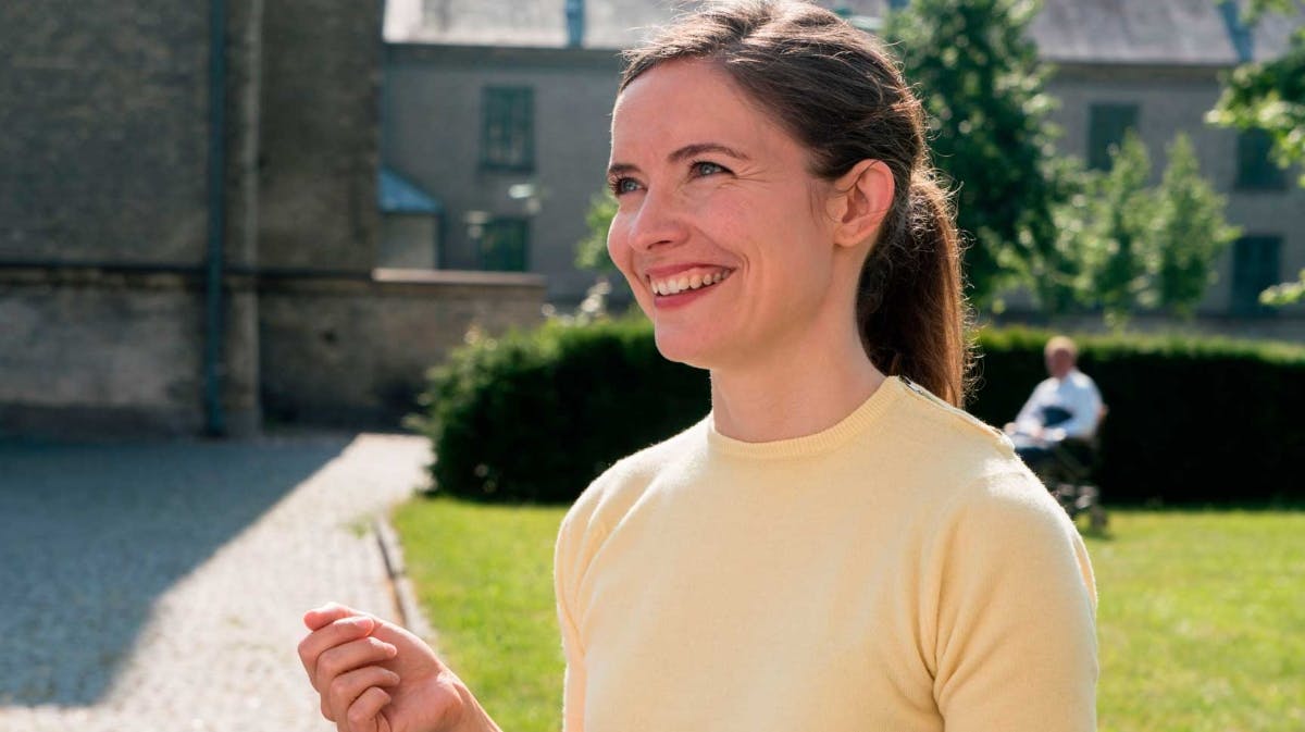 Neel Rønholt som Iben i "Sygeplejeskolen". 