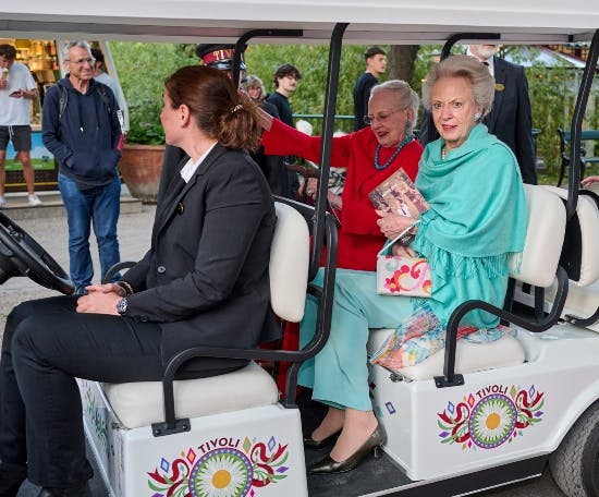 Dronning Margrethe og prinsesse Benedikte.