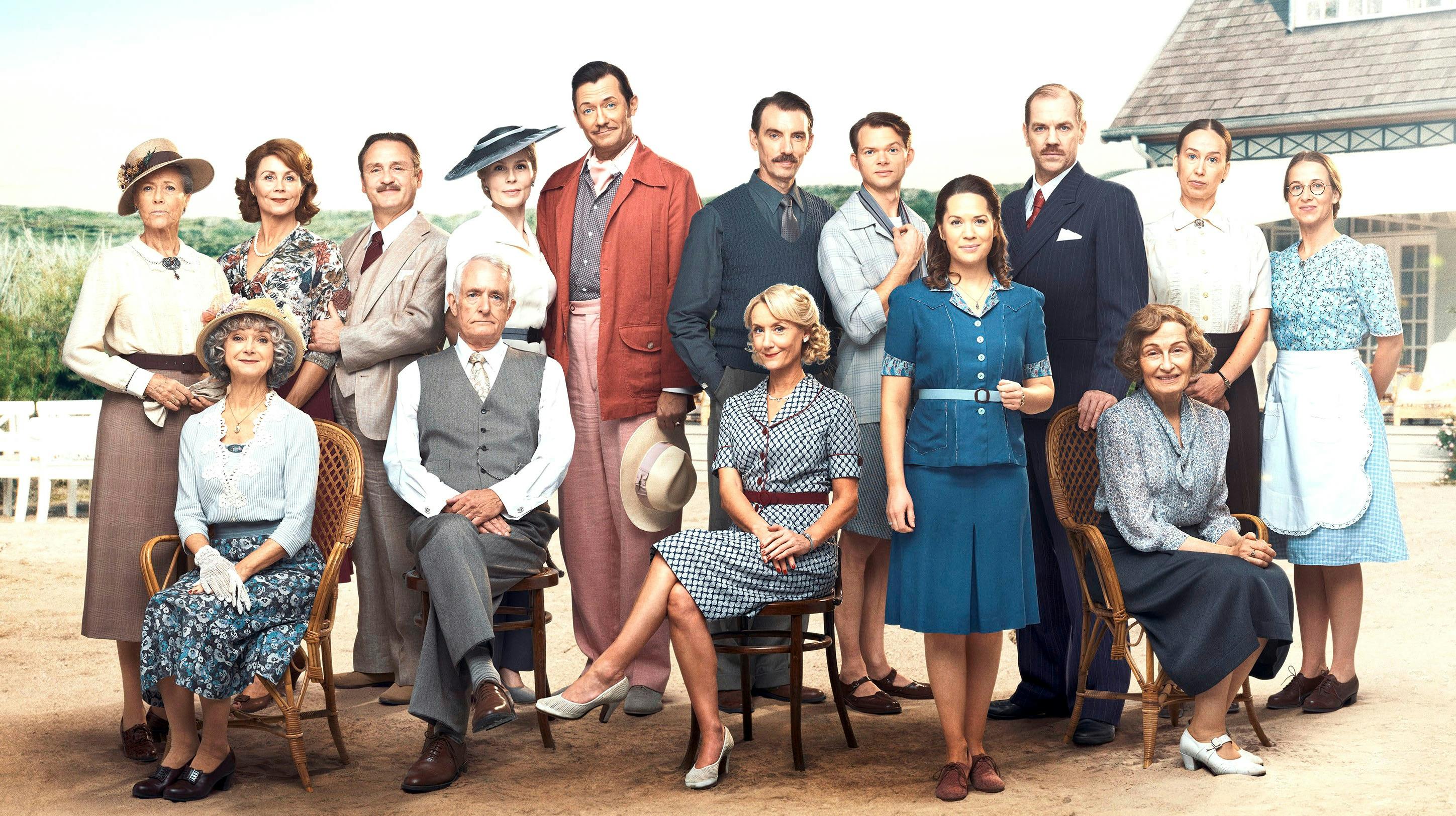 Holdet fra TV 2-serien "Badehotellet".