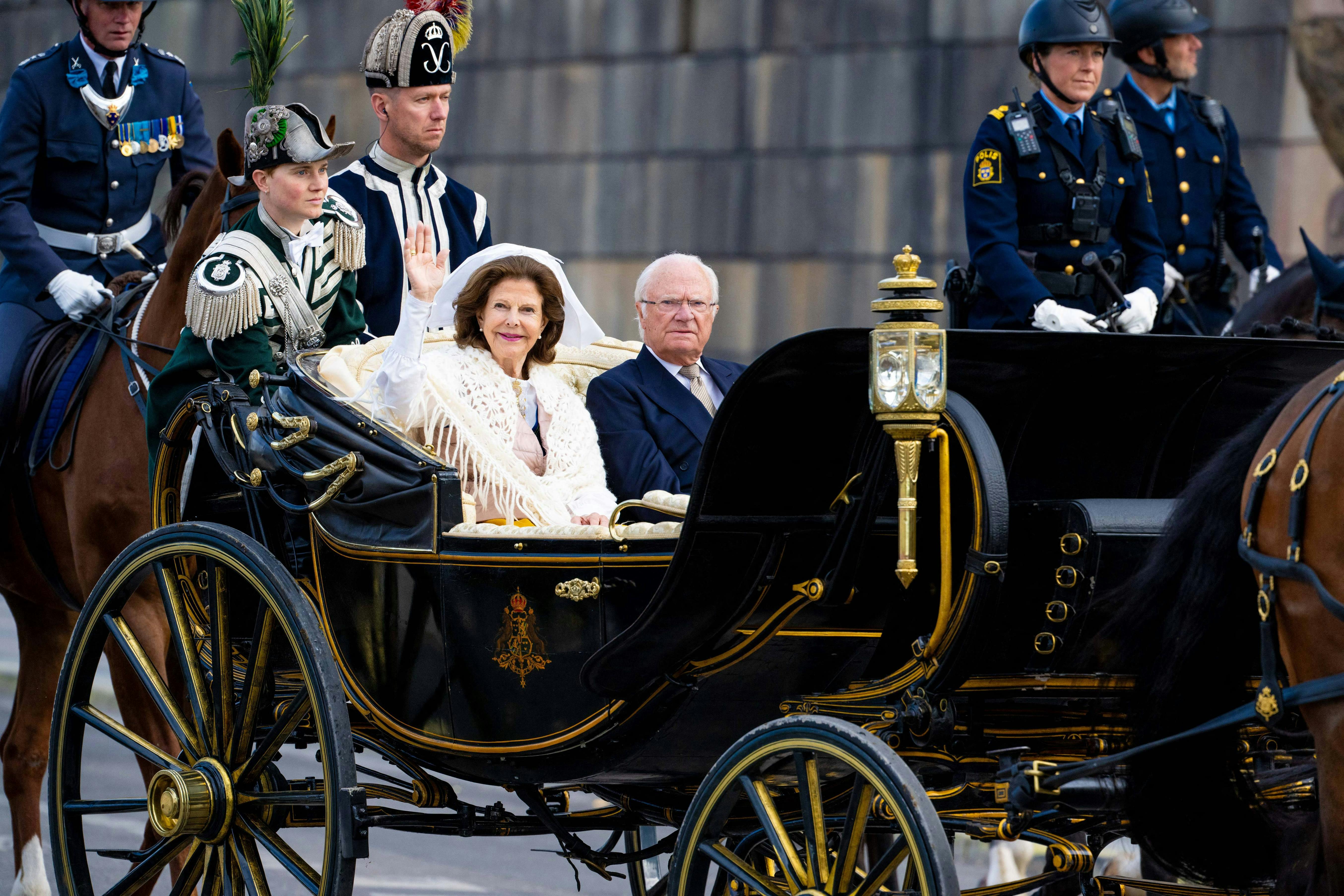 King Carl Gustaf, Queen Silvia during the celebrations of National Day Sweden 2024 in Stockholm, Sweden. 06 Jun 2024 Pictured: King Carl Gustaf, Queen Silvia during the celebrations of National Day Sweden 2024 in Stockholm, Sweden. Photo credit: MEGA TheMegaAgency.com +1 888 505 6342 (Mega Agency TagID: MEGA1149885_048.jpg) [Photo via Mega Agency]