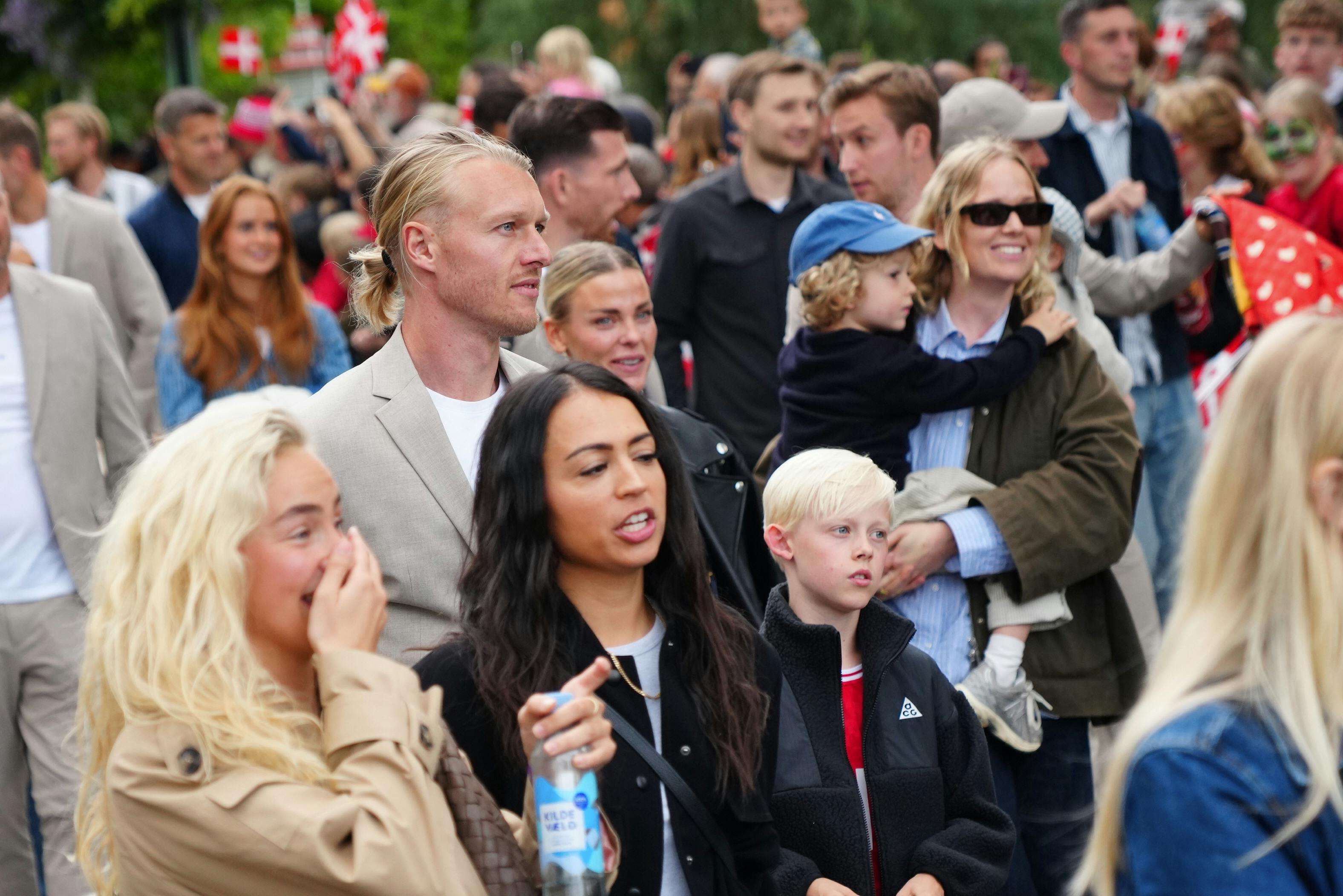 Simon Kjær og sønnen Milas.