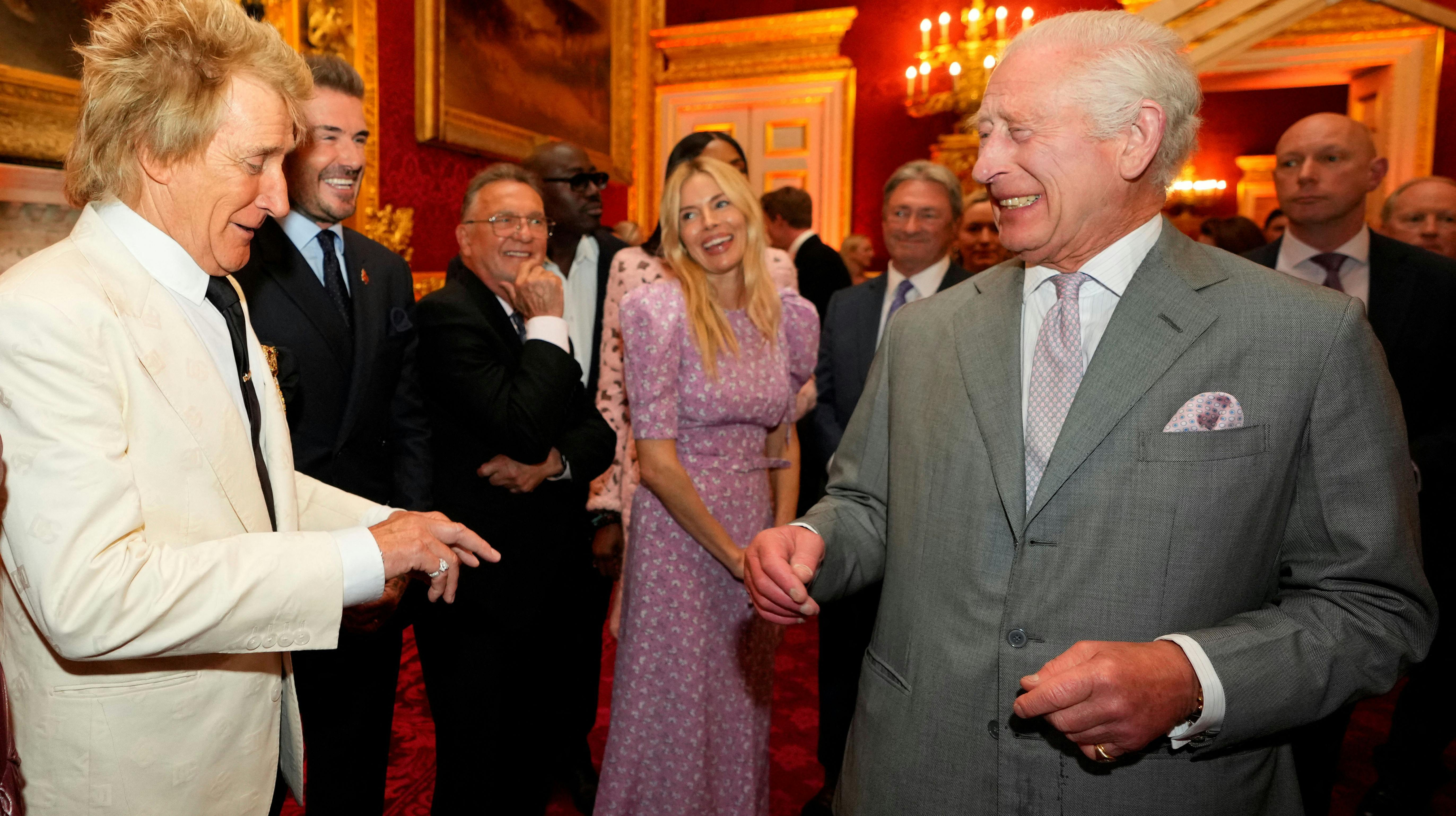 Rod Stewart, David Beckham, Sienna Miller og kong Charles. ,