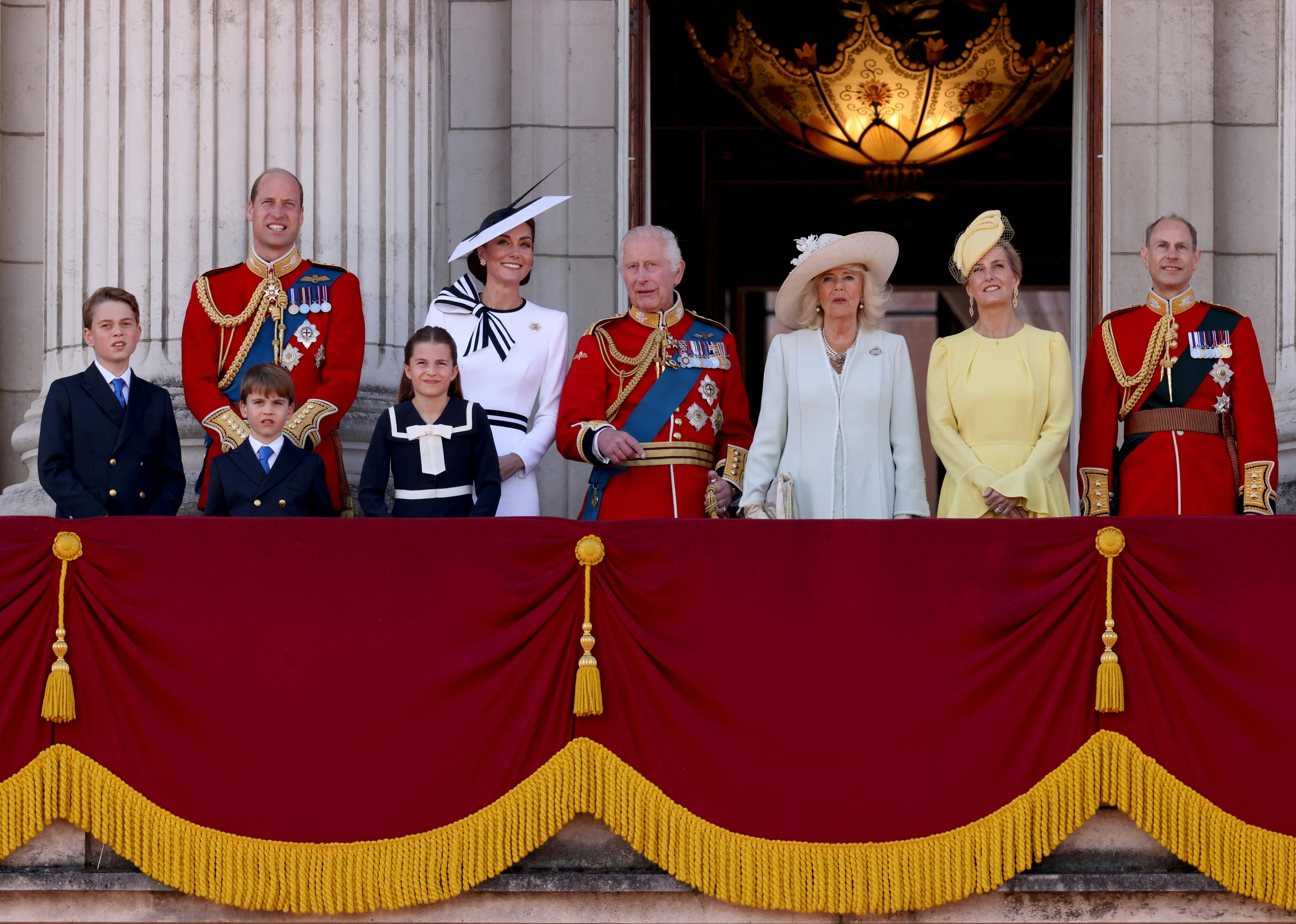 Britain's King Charles, Queen Camilla, William, Prince of Wales, Catherine, Princess of Wales, Prince George, Princess Charlotte, Prince Louis, Sophie, Duchess of Edinburgh, Prince Edward, Duke of Edinburgh, appear on the balcony of Buckingham Palace as part of the Trooping the Colour parade to honour Britain's King Charles on his official birthday in London, Britain, June 15, 2024. REUTERS/Hollie Adams